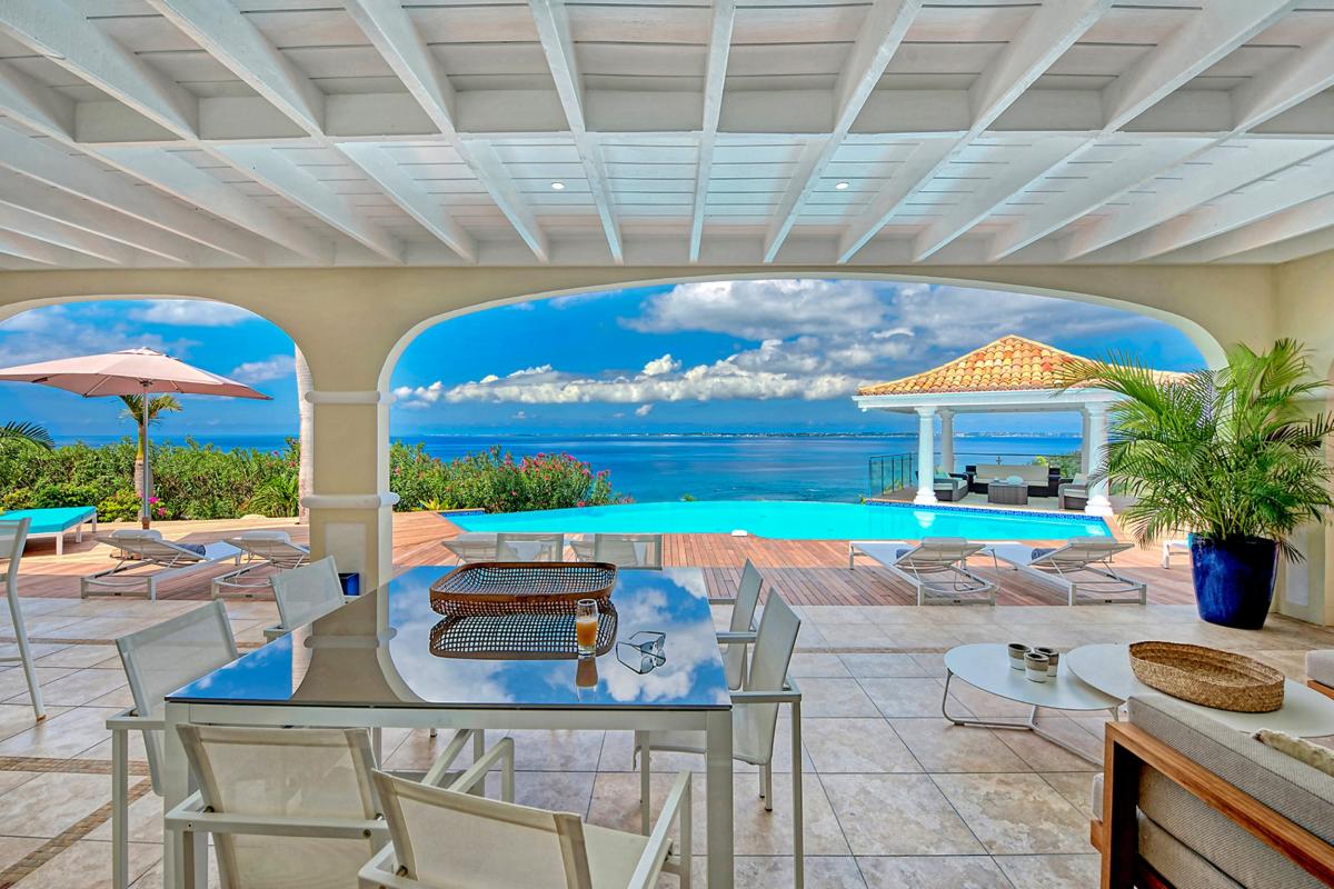 Luxury Villa Rental St Martin - Outdoor dining